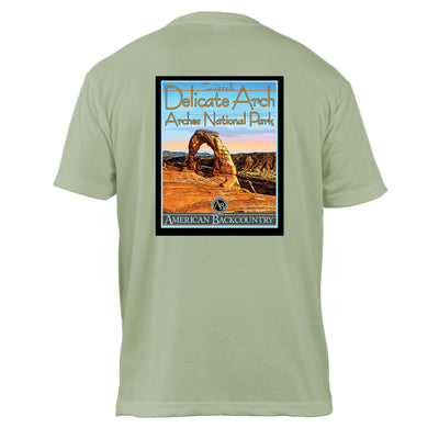 Delicate Arch National Park Vintage Destinations Basic Crew T-Shirt